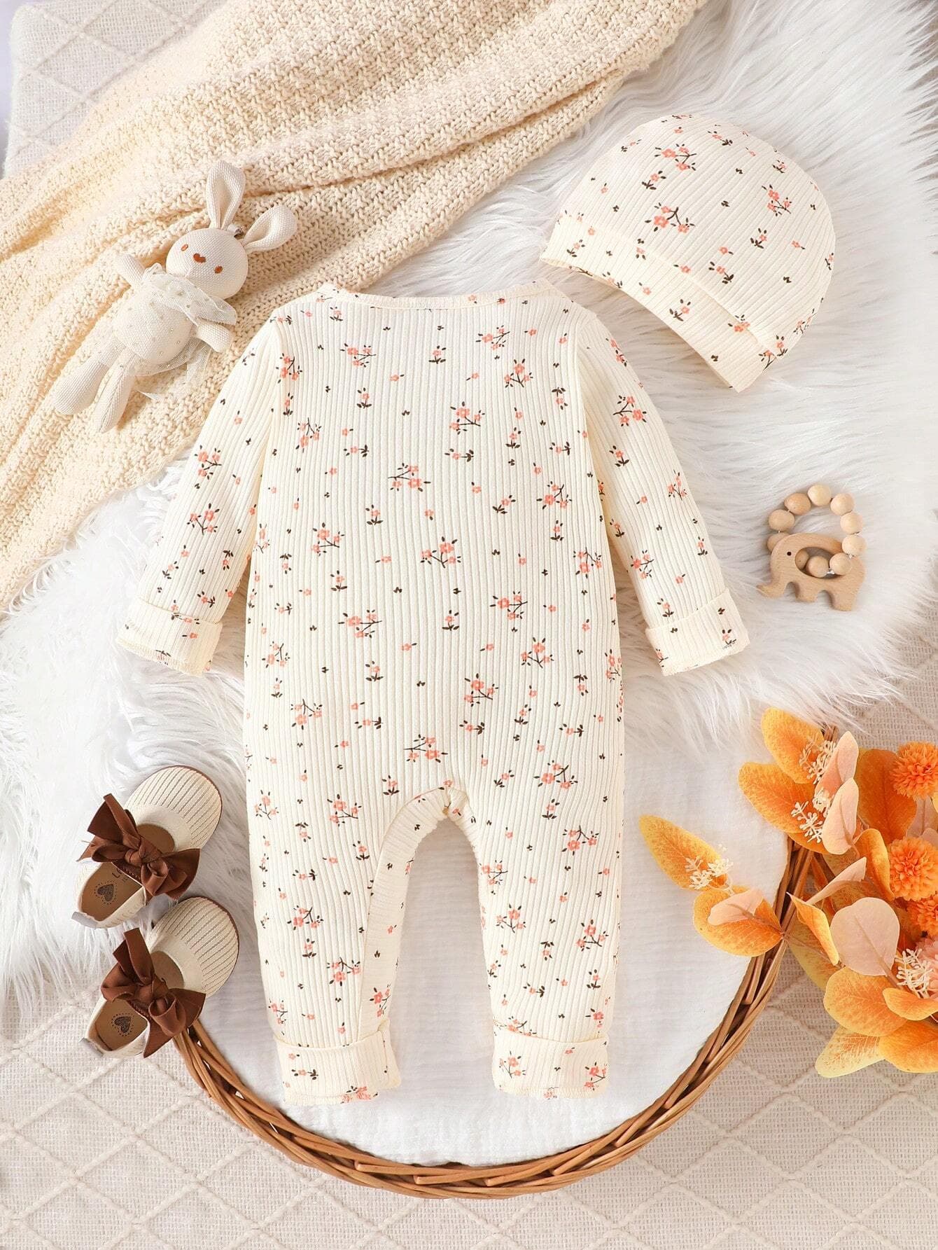 رومبير بناتي بتصميم الورود مع قبعة