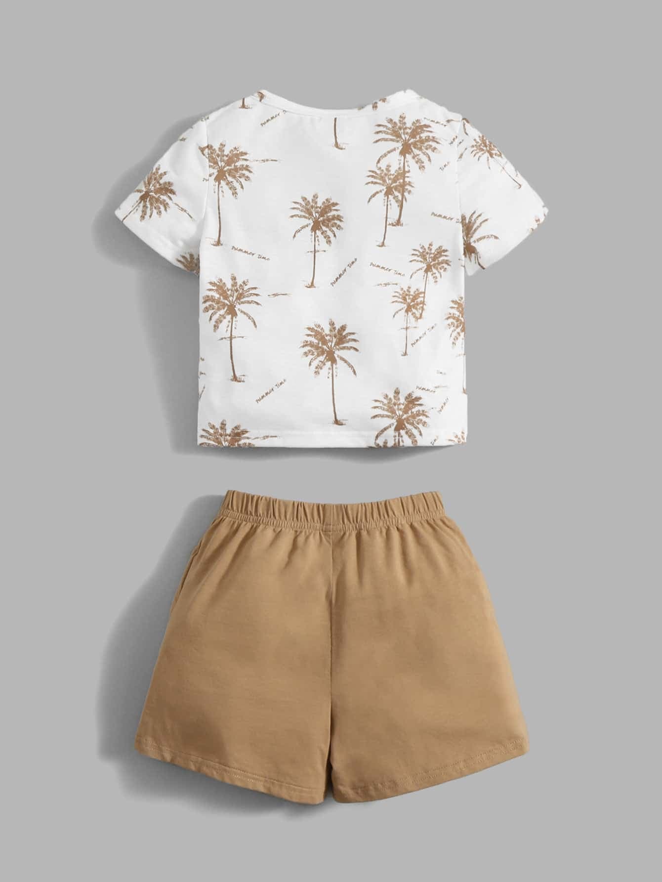 تي شيرت وشورت استوائي