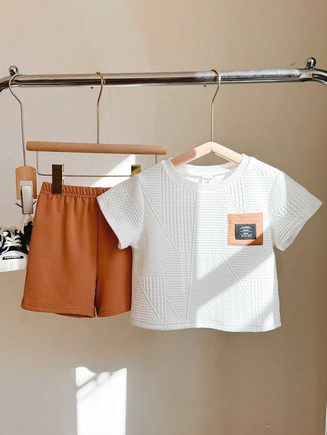 مجموعة بلوزة وشورت للأطفال الرضع 2 قطع