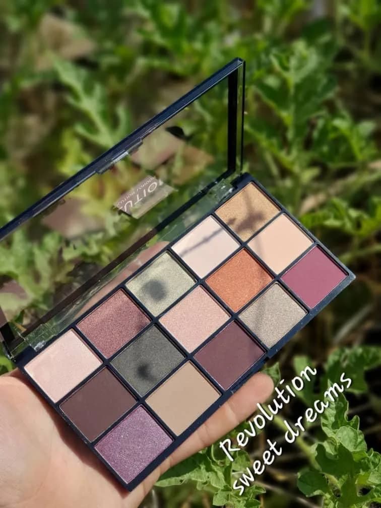 Revolution Sweet dreems